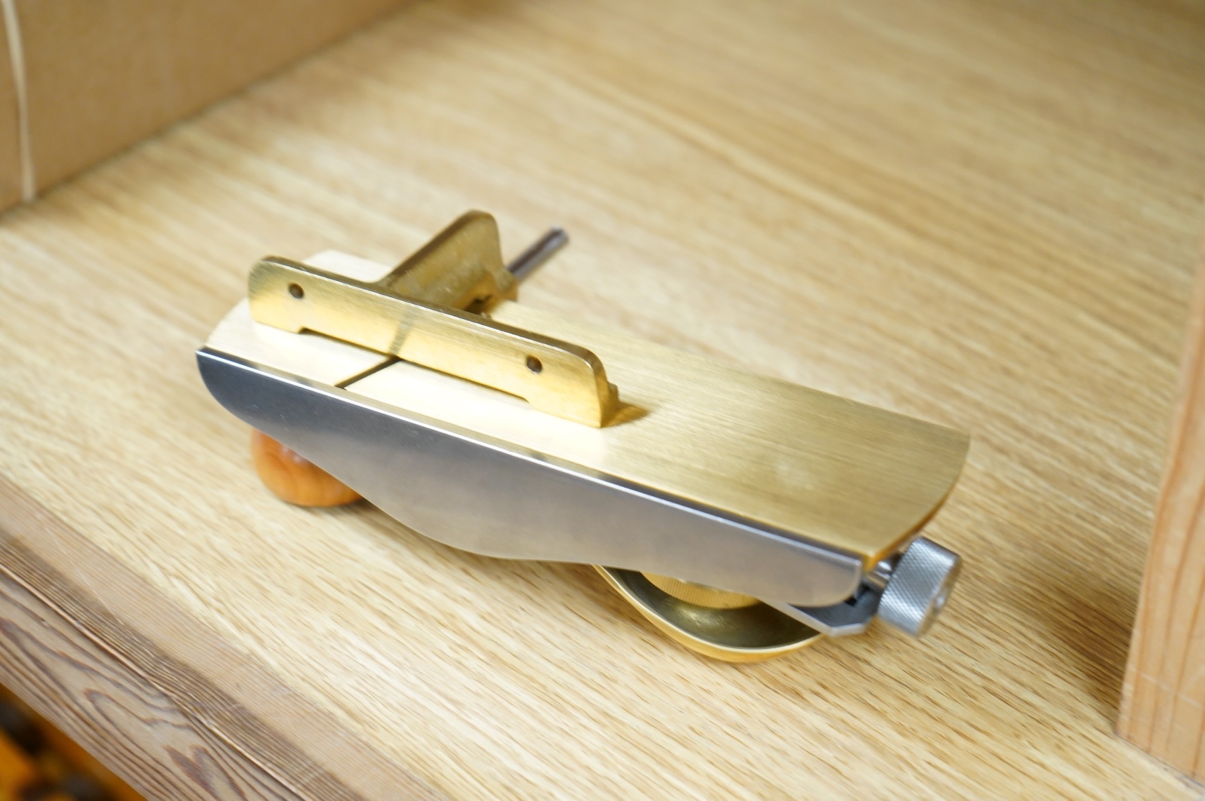 A boxed Lie Nielsen Toolworks right hand skew block plane (L-N 140)